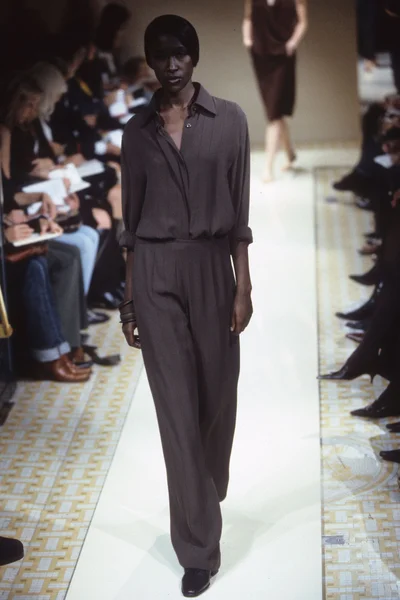 Look 28